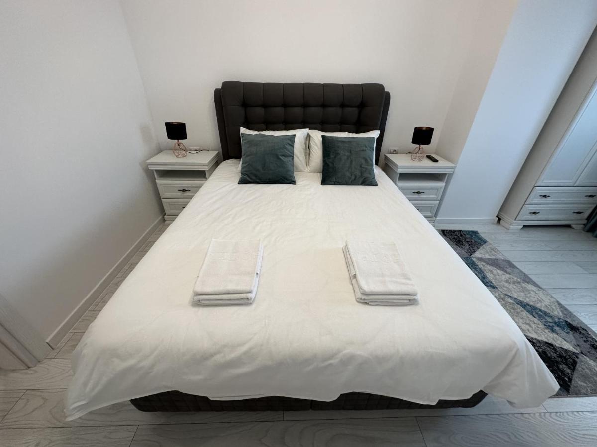 דירות Apartament In Suceava, Zamca מראה חיצוני תמונה