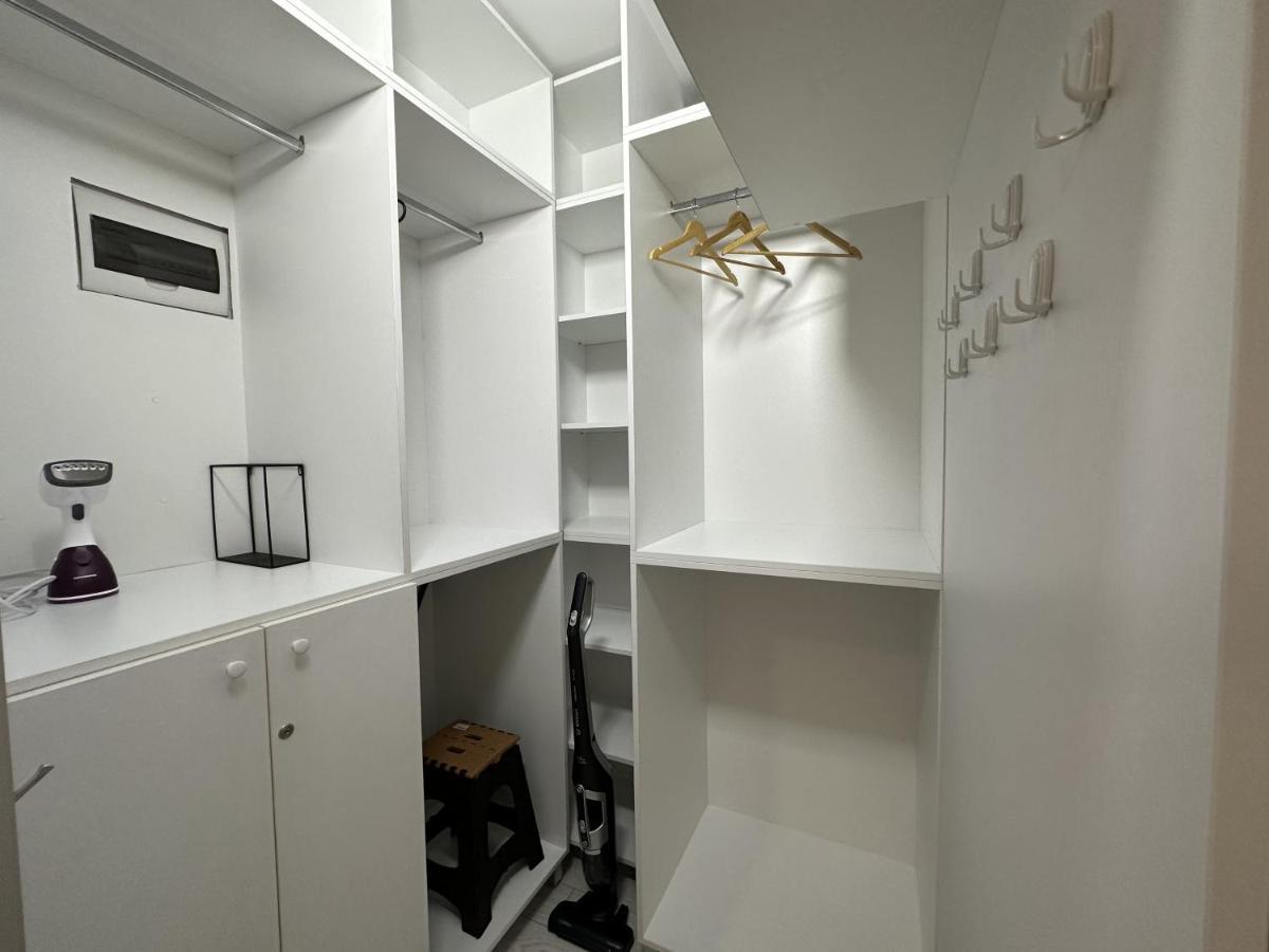 דירות Apartament In Suceava, Zamca מראה חיצוני תמונה