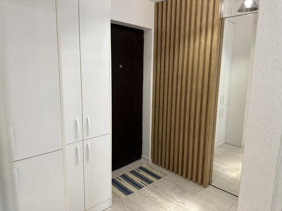 דירות Apartament In Suceava, Zamca מראה חיצוני תמונה