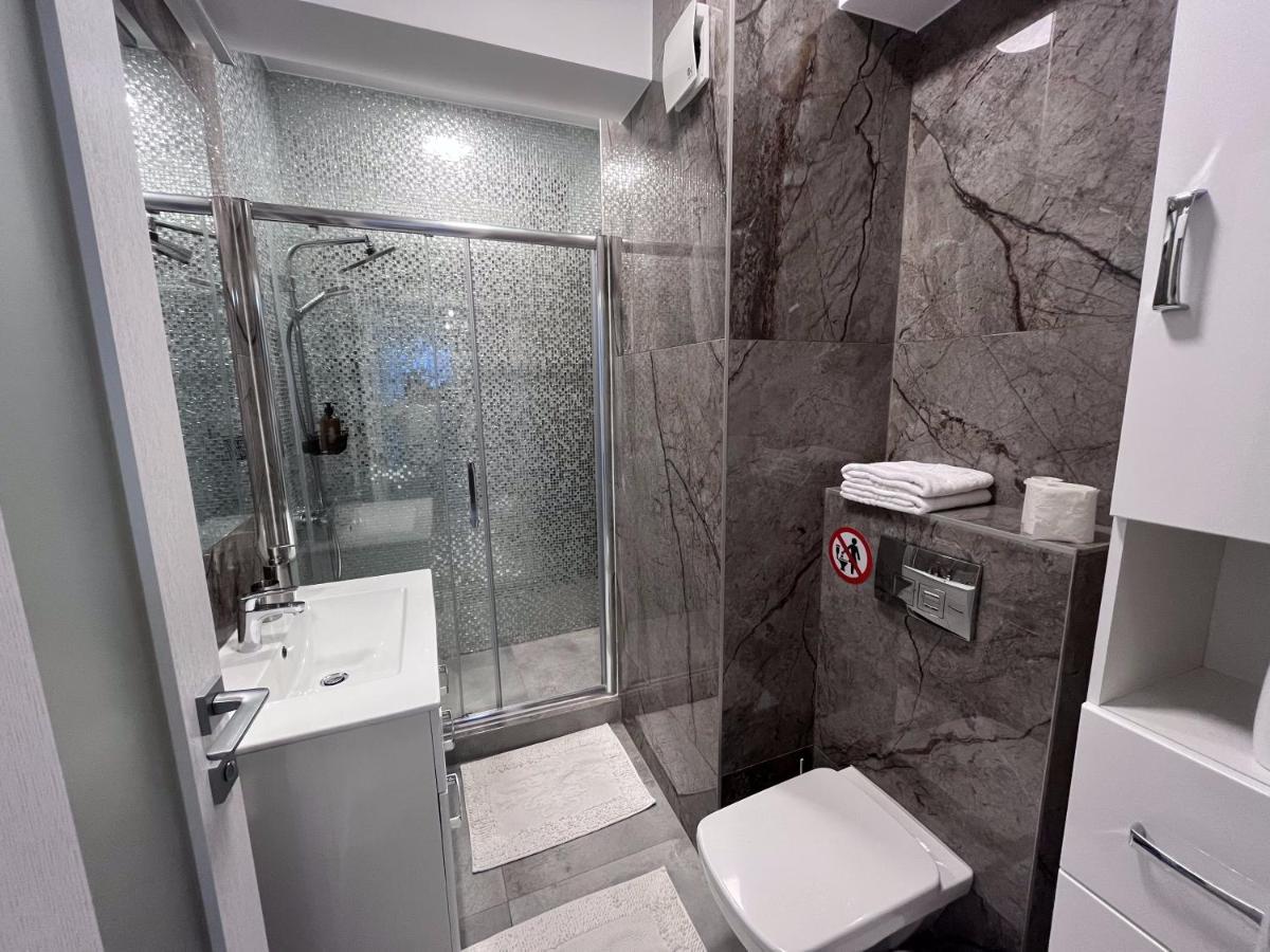 דירות Apartament In Suceava, Zamca מראה חיצוני תמונה